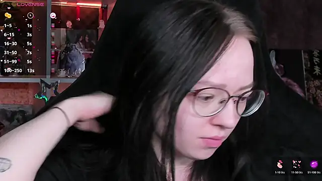 power robynn online show from April 24, 6:38 am