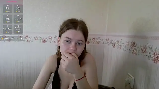 Snapshot of 0nlyLola chatting on October 9, 7:17 am 0nlyLola online show from October 9, 7:17 am