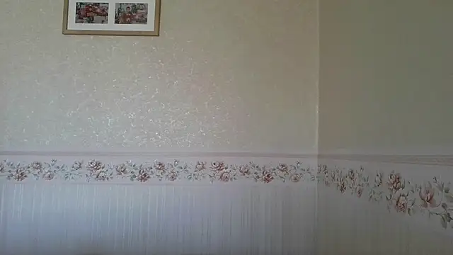 Snapshot of 0nlyLola chatting on October 15, 9:53 am 0nlyLola online show from October 15, 9:53 am