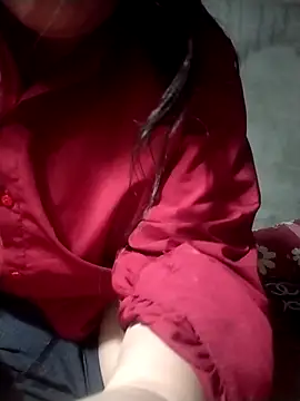 Snapshot of Cath_mue chatting on October 4, 6:44 am Cath mue online show from October 4, 6:44 am