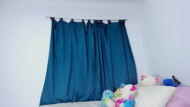 celesteyorucso1 online show from March 19, 4:16 am