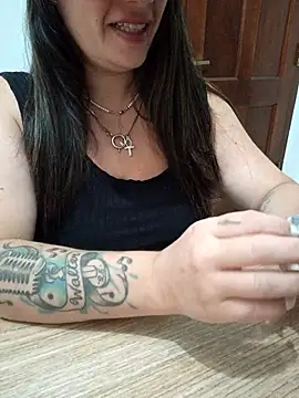 Snapshot of Amarteverdaderamente chatting on January 7, 2:58 am Amarteverdaderamente online show from January 7, 2:58 am