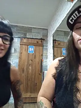 Snapshot of Amarteverdaderamente chatting on March 15, 1:44 am Amarteverdaderamente online show from March 15, 1:44 am