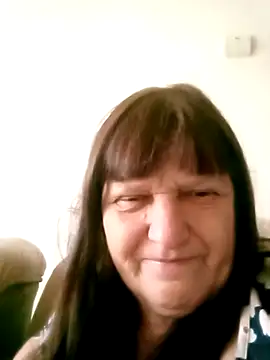 Apeesynka55211 online show from October 12, 6:56 am