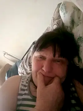 Apeesynka55211 online show from April 19, 2:38 pm