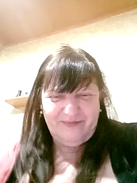 Snapshot of Apeesynka55211 chatting on April 26, 6:38 pm Apeesynka55211 online show from April 26, 6:38 pm