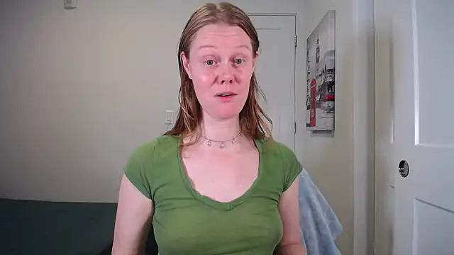 Snapshot of naughtyfox89 chatting on March 18, 3:31 am naughtyfox89 online show from March 18, 3:31 am