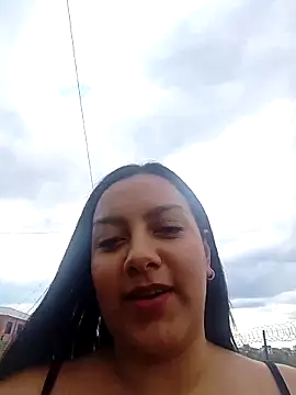 Snapshot of Sexy_Nayra_outdoors chatting on September 29, 8:13 pm Sexy Nayra outdoors online show from September 29, 8:13 pm