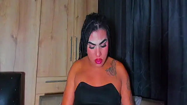 RobertaxGutierrez online show from April 25, 3:42 am