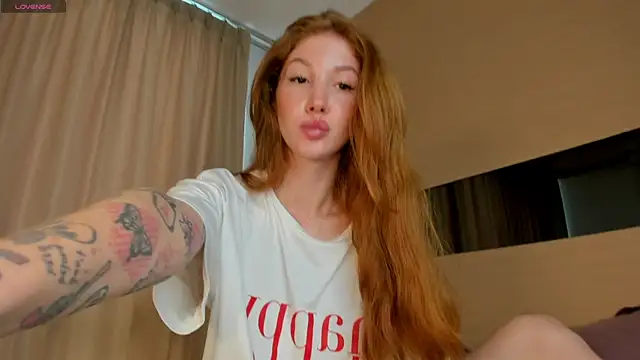 Snapshot of ariyyaaa chatting on November 3, 3:08 am ariyyaaa online show from November 3, 3:08 am