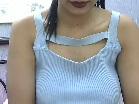 SEXY DOLL88 online show from April 19, 3:33 pm