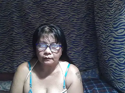 Snapshot of joy_cute chatting on November 1, 11:29 pm joy cute online show from November 1, 11:29 pm