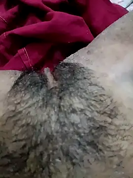 Snapshot of Hotty_ruvi chatting on October 14, 4:24 am Hotty ruvi online show from October 14, 4:24 am