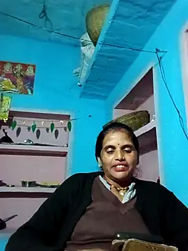 Mohni cute online show from December 4, 3:43 pm