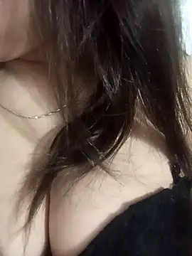 Snapshot of ZingCii chatting on October 12, 5:06 am ZingCii online show from October 12, 5:06 am