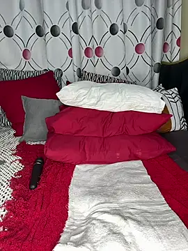 CynnxxxBarb online show from October 18, 4:30 pm