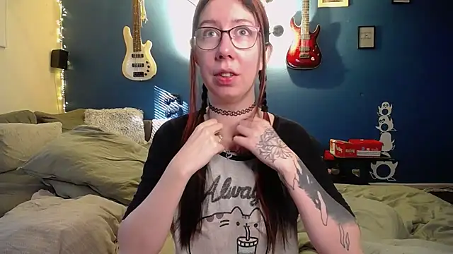 TattooedGirls online show from October 10, 7:51 am