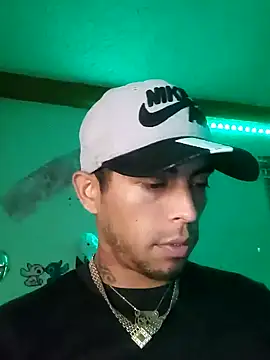 Alixkil online show from October 19, 5:57 pm