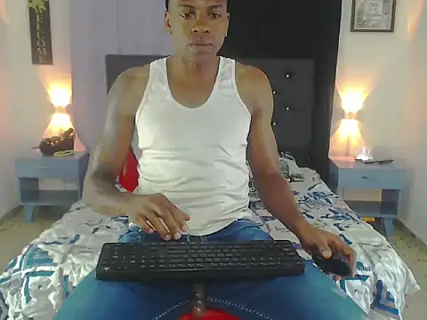 Snapshot of Stanley_Black chatting on October 14, 3:02 pm Stanley Black online show from October 14, 3:02 pm