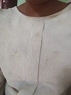 Snapshot of PEEHU-50 chatting on July 2, 2:44 am PEEHU-50 online show from July 2, 2:44 am