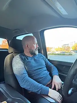 Snapshot of fuckadilf chatting on November 11, 8:53 pm fuckadilf online show from November 11, 8:53 pm