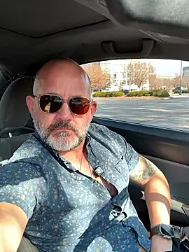 fuckadilf online show from January 6, 5:05 pm