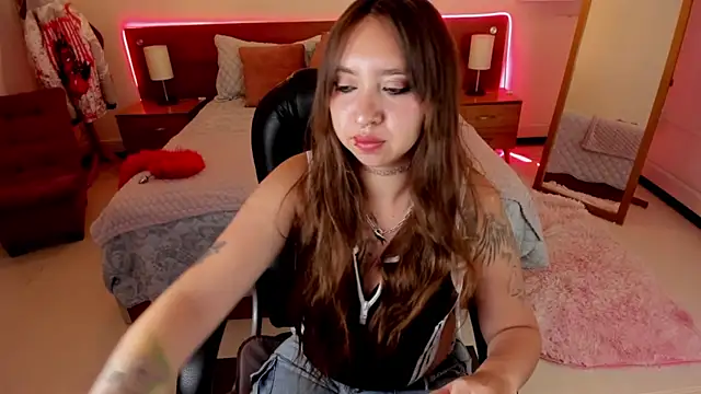 Scarlett  Cooper   online show from October 18, 12:17 pm