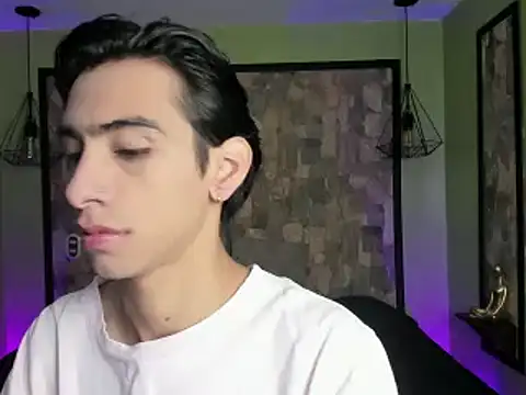 uyukie online show from October 2, 12:34 pm