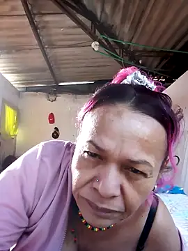 Jarleylakatire online show from October 7, 1:08 pm