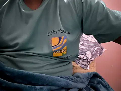 mallu boy 23 online show from October 7, 7:44 pm