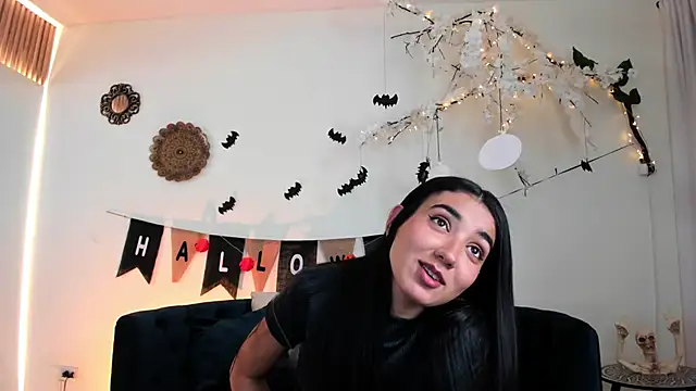 Snapshot of cloe_taylor__ chatting on October 14, 4:24 am cloe taylor online show from October 14, 4:24 am