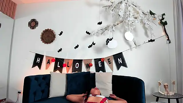 Snapshot of cloe_taylor__ chatting on October 15, 3:06 am cloe taylor online show from October 15, 3:06 am