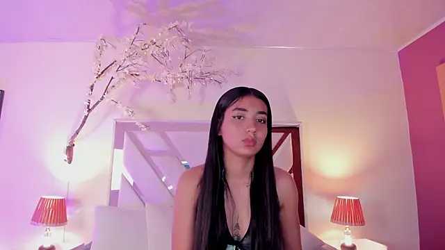 Snapshot of cloe_taylor__ chatting on December 13, 8:14 pm cloe taylor online show from December 13, 8:14 pm