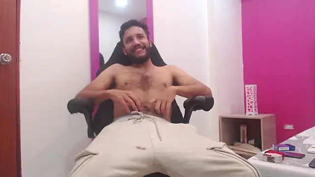 Juan FelipeX01 online show from November 13, 4:06 pm