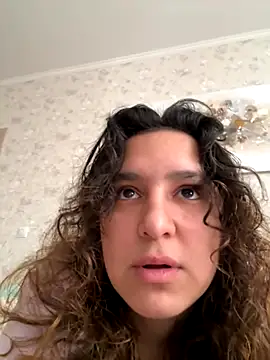 Snapshot of Luisaa_rosee chatting on October 2, 12:01 pm Luisaa rosee online show from October 2, 12:01 pm