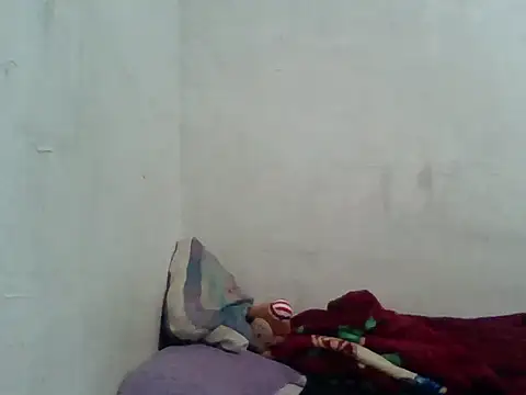 Snapshot of feetbooy chatting on October 21, 7:58 pm feetbooy online show from October 21, 7:58 pm