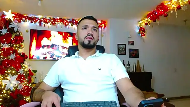 mathewv  online show from November 11, 4:45 am