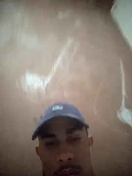 Snapshot of mestre637 chatting on October 1, 6:30 am mestre637 online show from October 1, 6:30 am