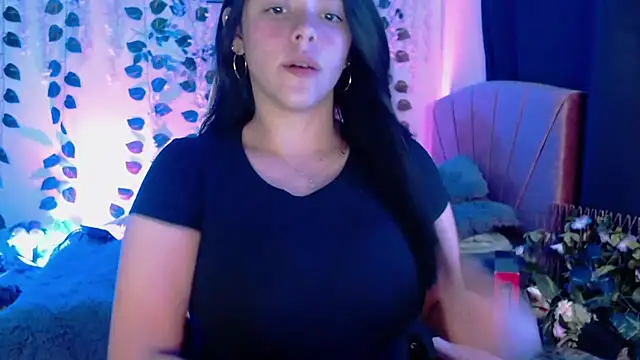 Chloe-laurent03 online show from March 2, 11:33 pm