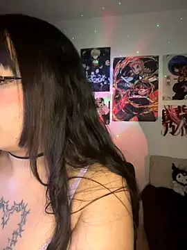 Snapshot of Hinatamoon_ chatting on October 8, 5:16 am Hinatamoon online show from October 8, 5:16 am