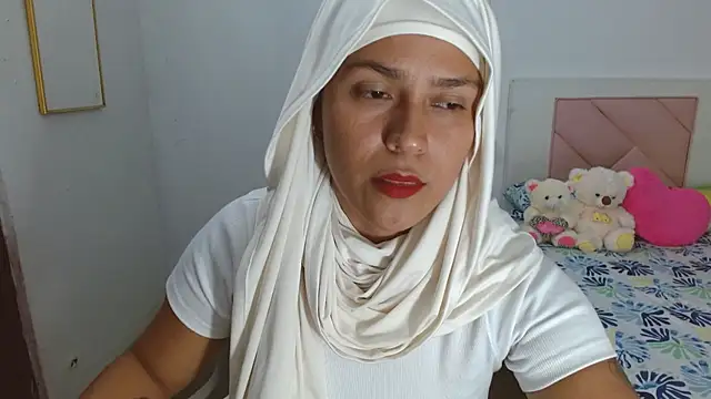 Nadia hasbun online show from October 11, 12:43 am