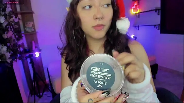 Snapshot of Kora_Red69 chatting on December 4, 2:15 pm Kora Red69 online show from December 4, 2:15 pm