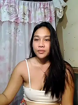 luna light23 online show from October 3, 8:39 pm