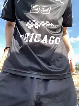 Snapshot of LiamMyst chatting on November 10, 1:43 pm LiamMyst online show from November 10, 1:43 pm