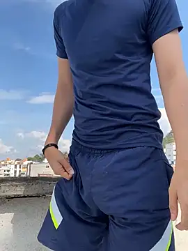 Snapshot of LiamMyst chatting on November 27, 2:30 pm LiamMyst online show from November 27, 2:30 pm