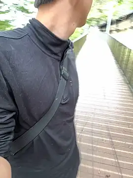 Snapshot of LiamMyst chatting on December 5, 2:36 pm LiamMyst online show from December 5, 2:36 pm