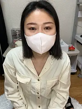 mia2 jp online show from April 18, 10:21 pm