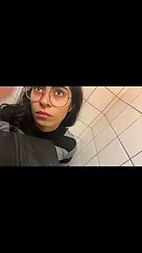 Snapshot of latingangsex chatting on February 21, 8:48 am latingangsex online show from February 21, 8:48 am
