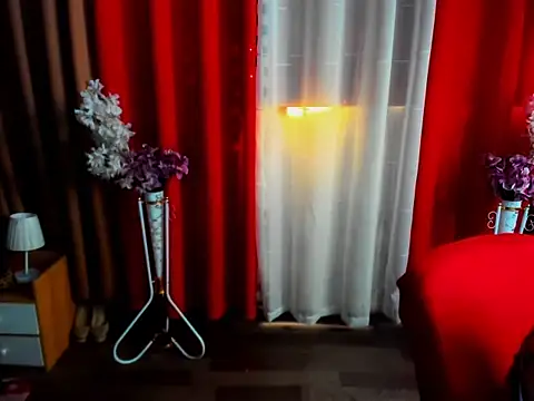 xAsianTOPModelx online show from April 21, 12:45 am