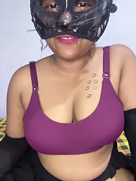 Snapshot of bunny_somya chatting on May 7, 5:51 pm bunny somya online show from May 7, 5:51 pm